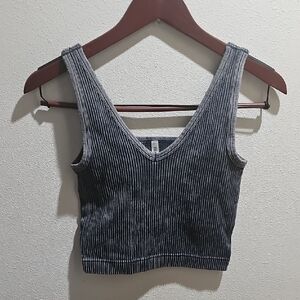 Zenana Outfitters Charcoal Ribbed Crop Top